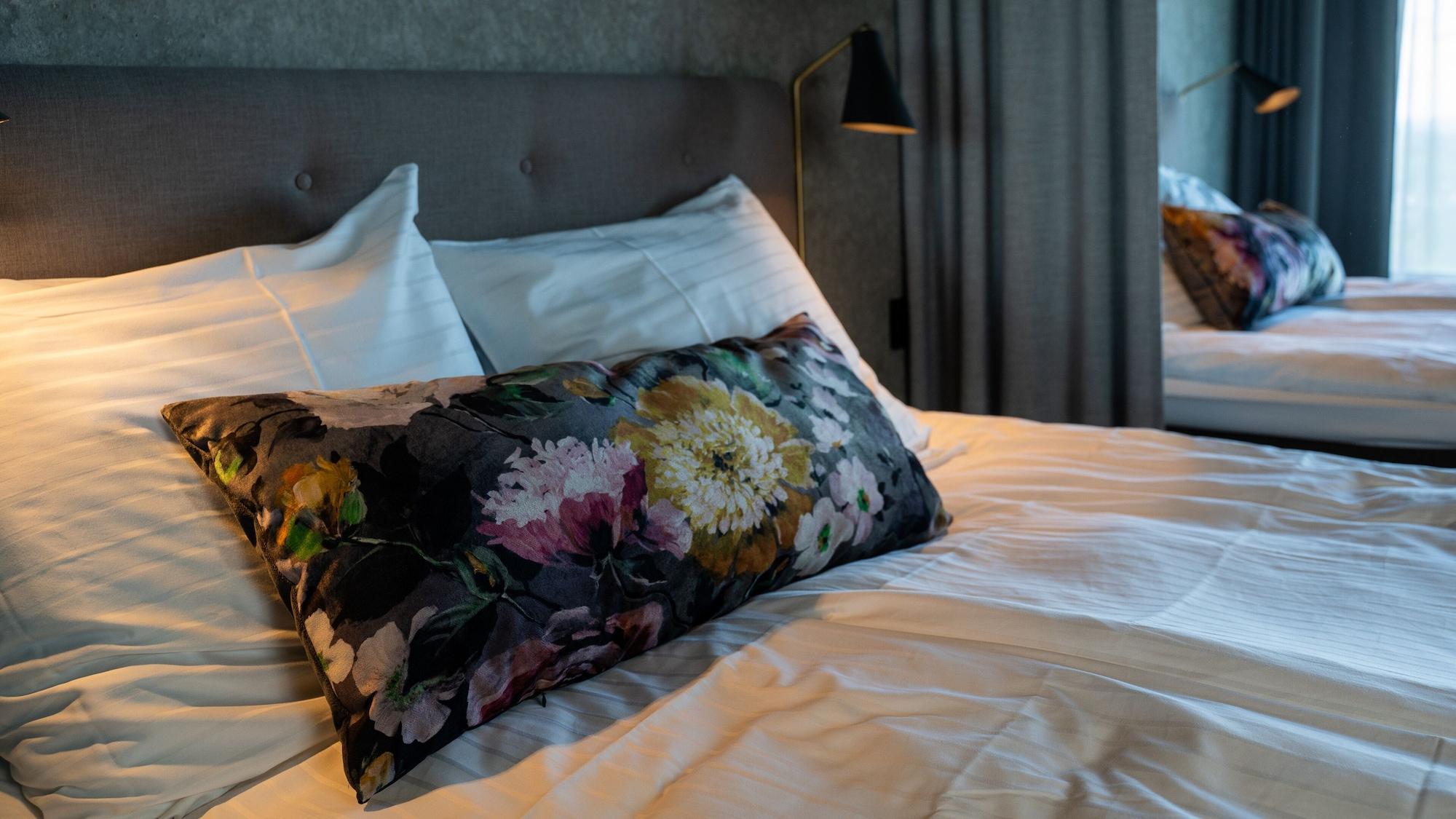 Hotell Soedra Berget سوندسفال المظهر الخارجي الصورة